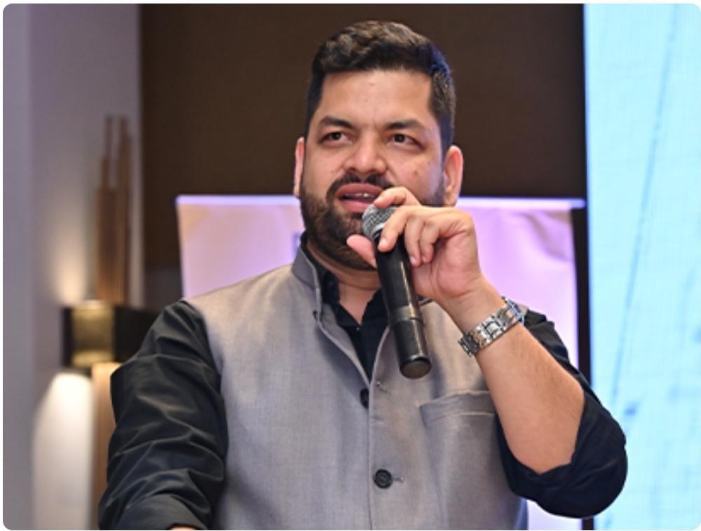 Mr.Mayank Tyagi